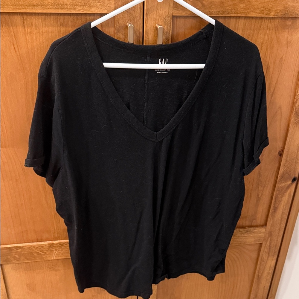 GAP Women's Classic Black Short Sleeve Tee